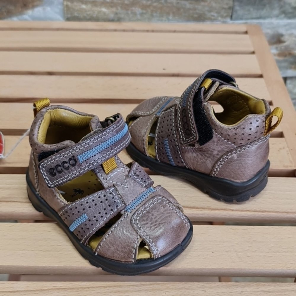 ECCO Baby Hide & Seek Sandals